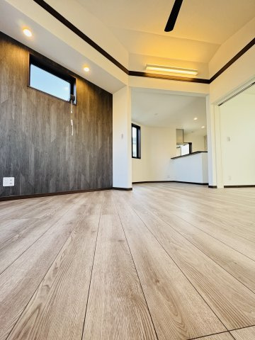 KAMAKURA RETREAT HOUSE ― 七里ガ浜、緑に包まれる杉板の家 ― 物件写真 09