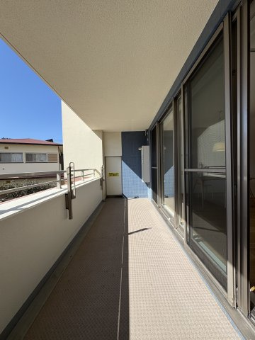 KAMAKURA WOOD LIVING — 材木座の上質リノベ 物件写真 02