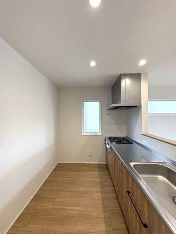 Sunny Life House — Samukawa 物件写真 10