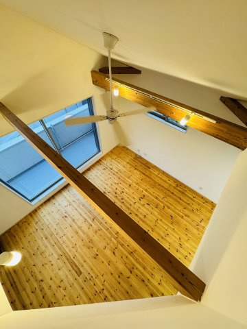 NATURAL SHONAN HOUSE — 松が丘で叶える、素材のある暮らし 物件写真 05