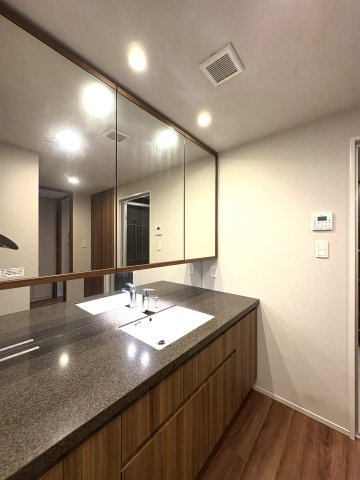 SEASIDE GRAND LIVING｜湘南を、上質に遊び尽くす 物件写真 02