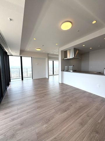 THE VIEW FROM SHONAN｜空と海を見渡す、湘南の特等席。