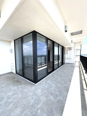 THE VIEW FROM SHONAN｜空と海を見渡す、湘南の特等席。