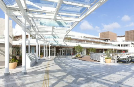 辻堂駅とテラスモール湘南